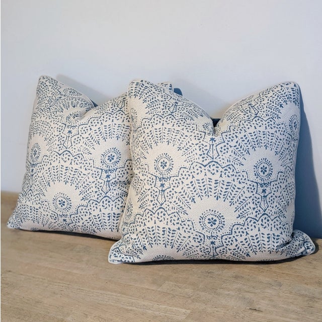 Sister Parish Sister Parish Appleton Pillows in Water Blue For Sale - Image 4 of 7