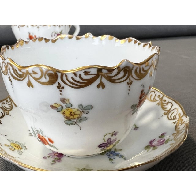 Porcelain Cups and Saucers with Gilt Edges and Floral Motifs from Meissen, 1950s, Set of 12 For Sale - Image 10 of 12