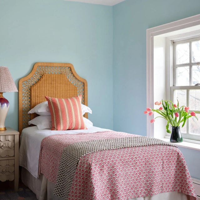 Transitional Bunny Williams Home Kanya Queen Coverlet (88x92) For Sale - Image 3 of 7