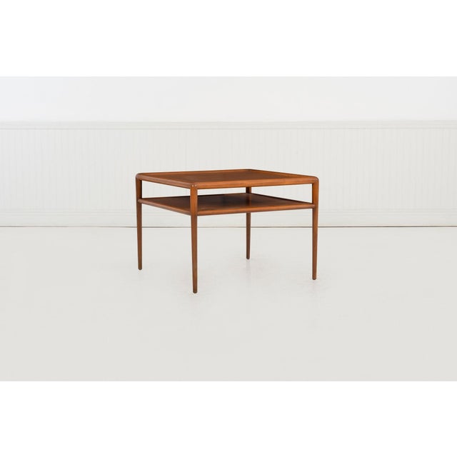 Mid-Century Modern t.h. Robsjohn-Gibbings for Widdicomb Model 1781 Two-Tier Lamp Table, 1953 For Sale - Image 3 of 7