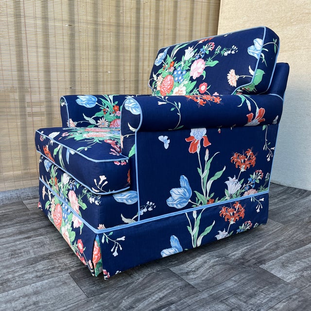 Hollywood Regency Floral Print Upholstered Lounge Chair. Circa 1970s For Sale - Image 14 of 18