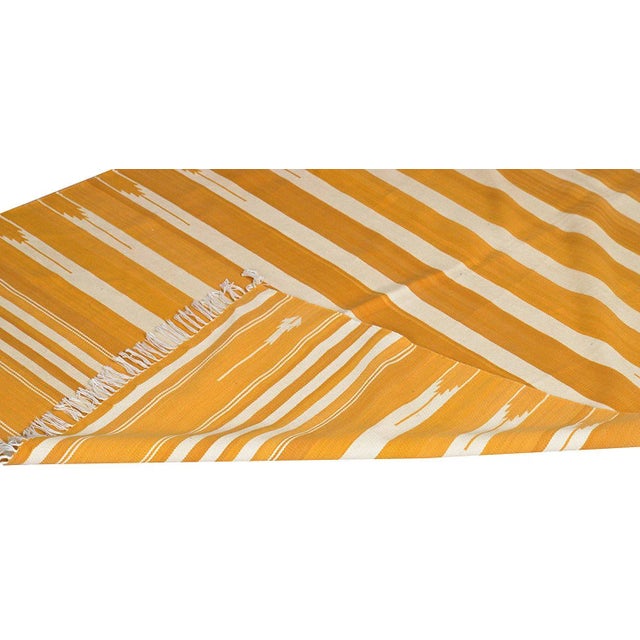 Boho Chic Daffodil Rug, 9x12, Yellow & White For Sale - Image 3 of 5