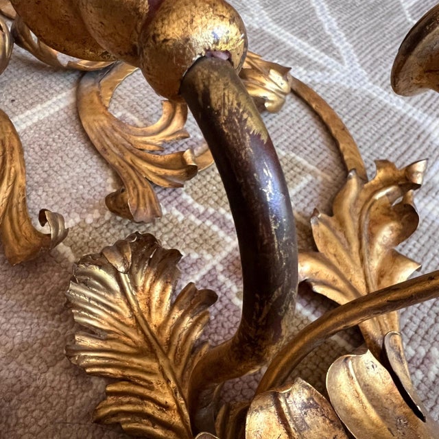Beautiful vintage tole 3-arm candle sconce // Italian toleware // gilt // gold leaf // made in Italy // grandmillenial decor // preppy For Sale - Image 9 of 10