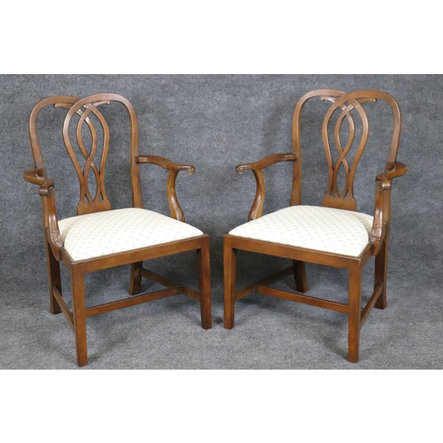 This is a clean set of CW (Colonial Williamsburg) dining chairs. This is a classic and sought after set of chairs. Not...
