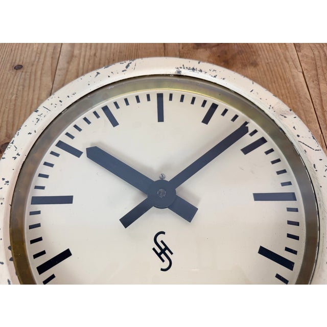 Vintage Industrial Factory Wall Clock from Siemens, 1950s For Sale - Image 11 of 17