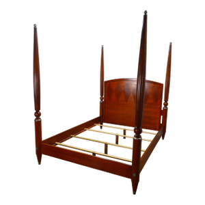 Ethan Allen Avenue Queen Bed