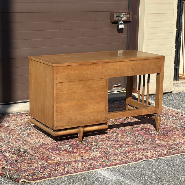 Kent Coffey "The Sequence" Mid-Century Modern Writing Desk For Sale - Image 13 of 14