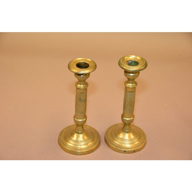 French Bronze Candlesticks with Diamond-Patterned Columns, 1910s, Set of 2 For Sale - Image 3 of 8