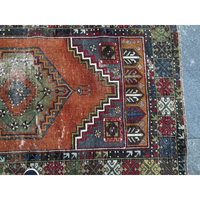 Apricot 1960s Vintage Turkish Hand-Knotted Rug - 3′6″ × 5′9″ For Sale - Image 8 of 10