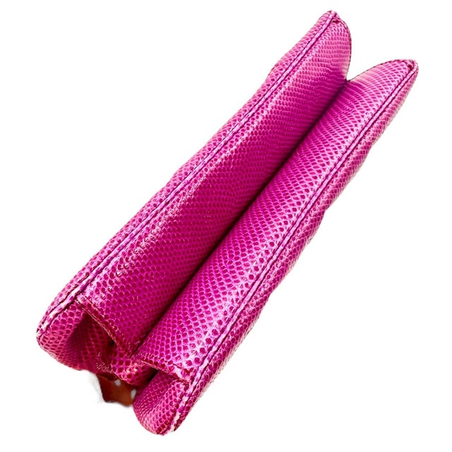 1990s Judith Leiber Karung SnakeSkin Fuschia Pink Handbag Pink Gemstones Clutch Shoulder Day Vintage For Sale - Image 11 of 12