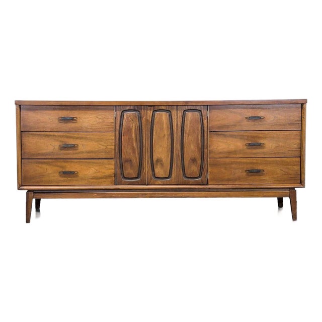 Vintage Broyhill Mid-Century Modern Walnut Credenza, Attributed For Sale