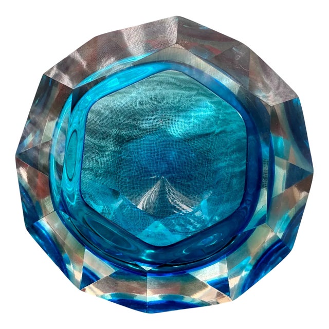 Sommerso Faceted Bowl in Blue and Transparent attributed to Flavio Poli for Seguso Vetri Darte, 1950s For Sale