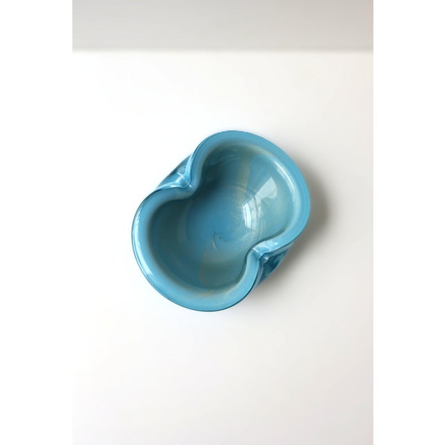 Italian Murano Blue and Gold Art Glass Bowl Alfredo Barbini, Ca Mid-20th Century For Sale In New York - Image 6 of 11