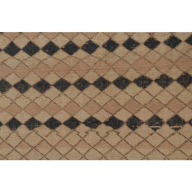 Vintage Zeki Müren Rug in Beige-Brown Geometric Pattern - by Rug & Kilim For Sale In New York - Image 6 of 8