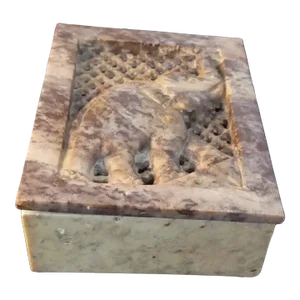 1960s Hand Carved Onyx With Elephant Motif Trinket Box