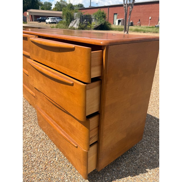 Wood Heywood-Wakefield Encore Mid-Century Modern 9-Drawer Dresser For Sale - Image 7 of 10