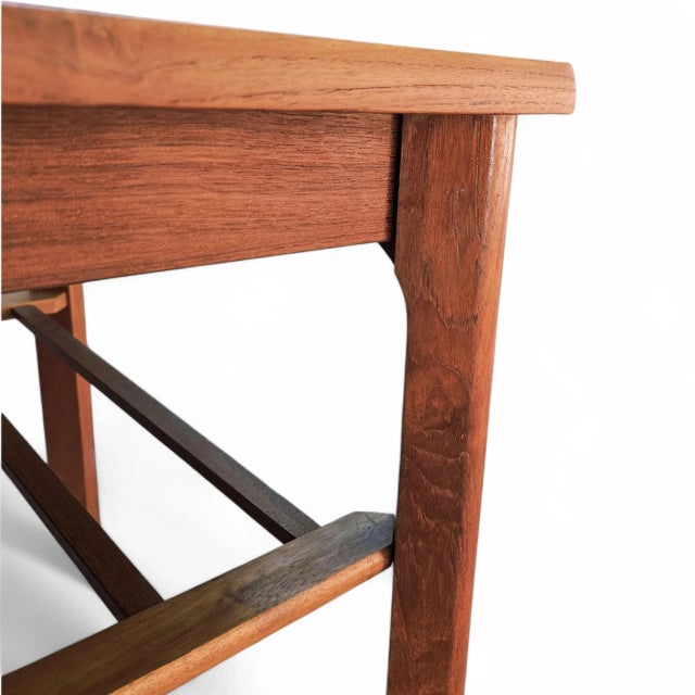 Wood Mid Century Møbelfabrikken Toften Danish Modern Teak Side Table With Slatted Shelf For Sale - Image 7 of 10