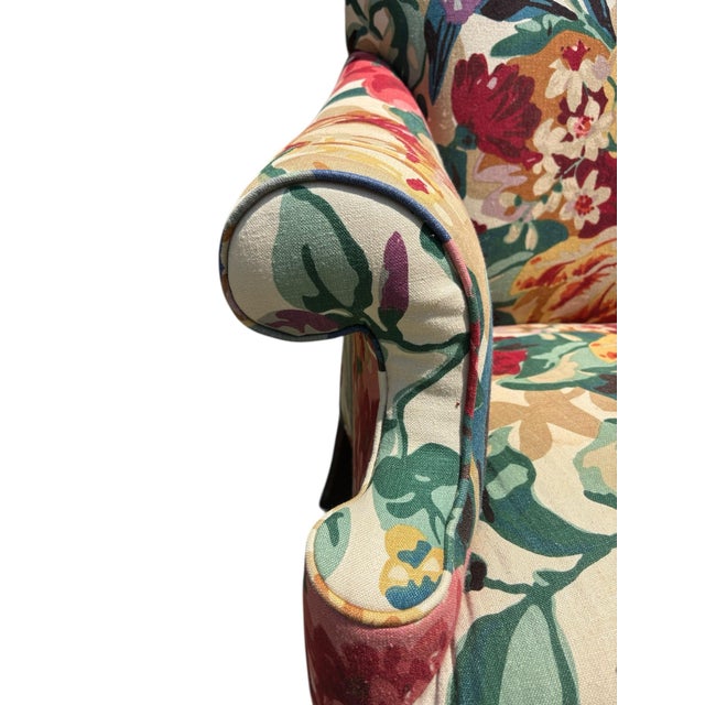 Vintage Queen Anne Style Floral Linen Fabric Wingback Love Seat For Sale - Image 4 of 11