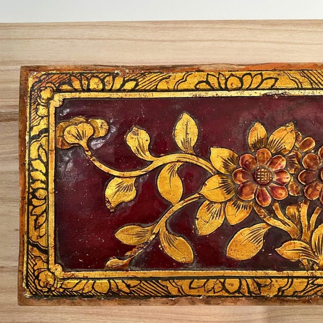 Wood Sculptural Wall Art – Antique Chinese Giltwood Carved Floral Panels, Pair For Sale - Image 7 of 11