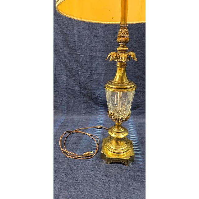 Stiffel Vintage Stiffel Glass and Golden Colored Table Lamp For Sale - Image 4 of 12
