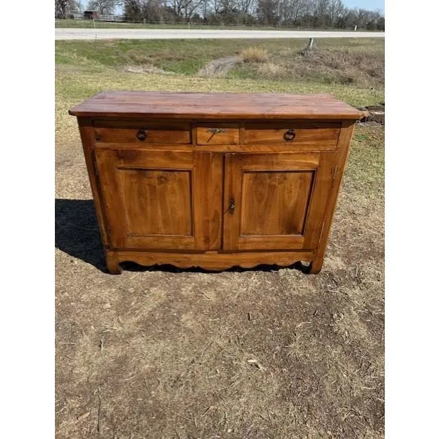 18th Century 18th Century French Country Louis XV Walnut Sideboard / Buffet For Sale - Image 5 of 18