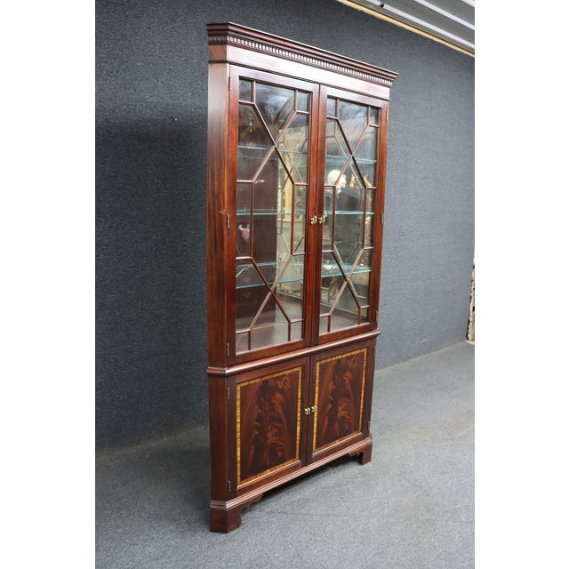 Late 20th Century Stickley Mahogany Corner Cabinet With Glass Doors For Sale - Image 5 of 17