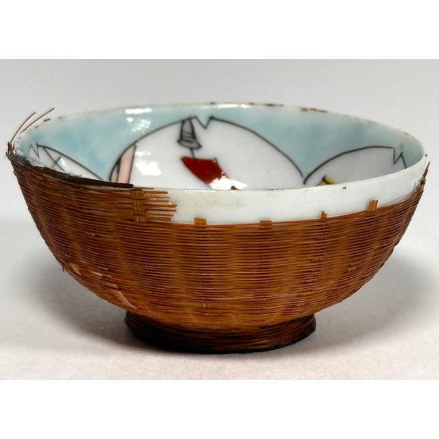 Early 20th Century Japanese Porcelain Geisha Girl Sakazuki in Woven Bamboo For Sale - Image 6 of 10