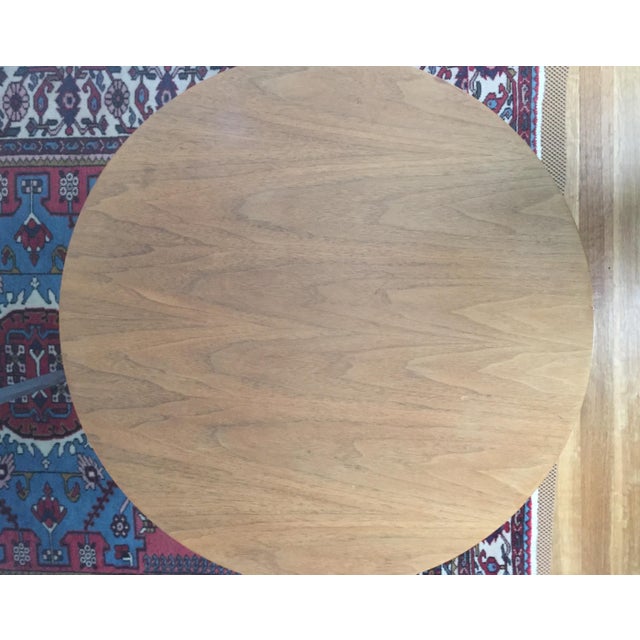 (2) Authentic Knoll end tables.