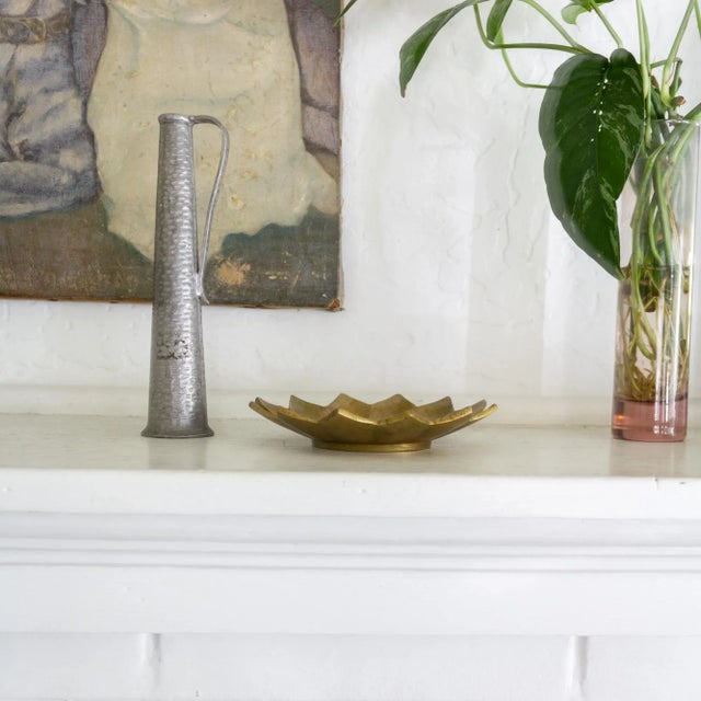 1960s Vintage Brass Sunburst Lotus or Sunflower Catchall or Candle Holder For Sale - Image 5 of 7