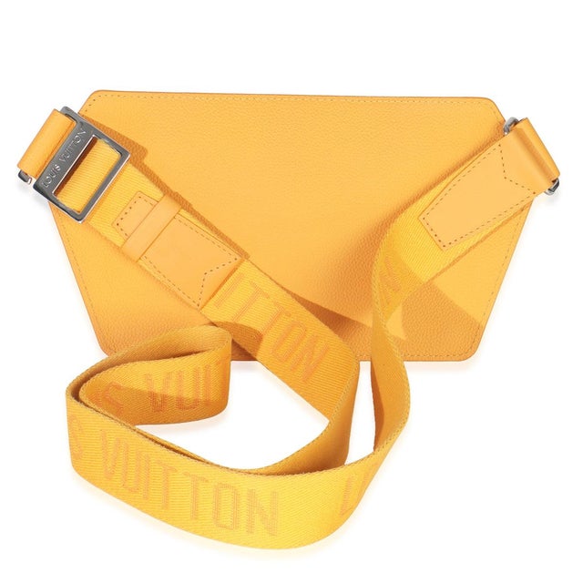 2020s Safran Yellow Grained Calfskin Aerogram Takeoff Slingbag For Sale - Image 5 of 9