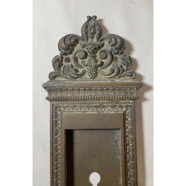 Large Antique Ornate 1800s Gilt Bronze Key Escutcheon Door Hardware Plaque Mount For Sale - Image 4 of 9