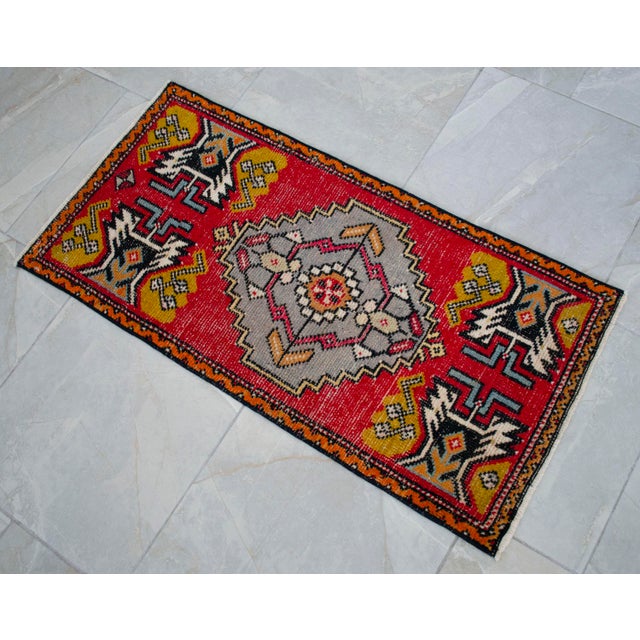 1970s Vintage Hand Knotted Small Turkish Rug, Entryway Decor, Bath Mat, Kitchen Bedside Rug 2x3 Ft Approx For Sale - Image 10 of 13