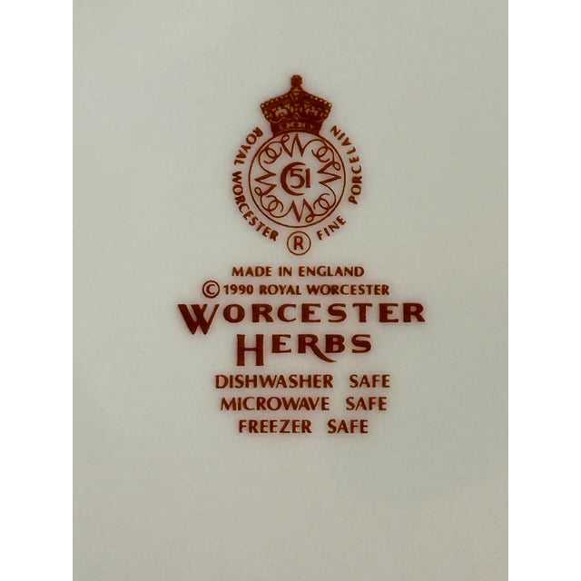 Contemporary 1990 Royal Worcester Herbs Sage Salad Plates- Set of 5 For Sale - Image 3 of 5