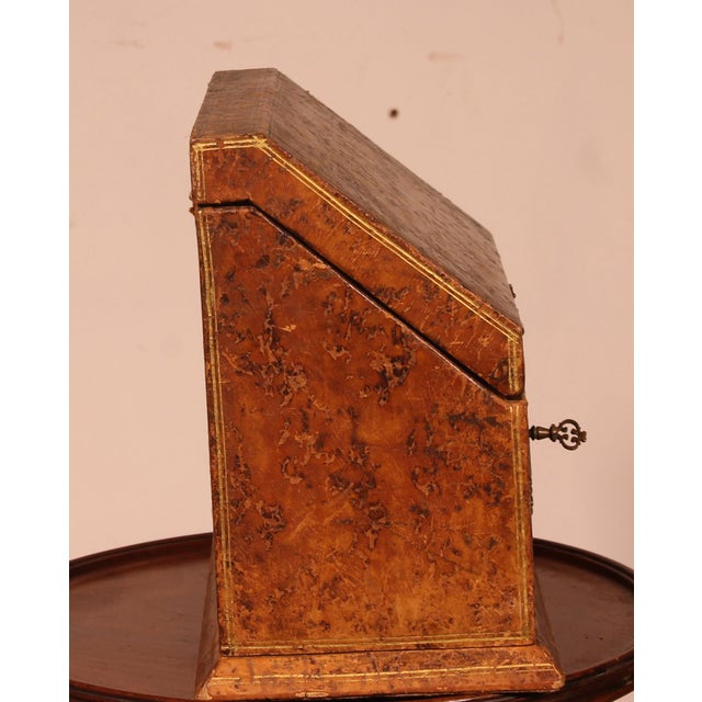 Stationery Rack in Leather, France For Sale - Image 3 of 10