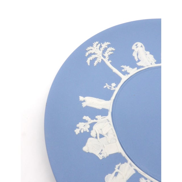 Blue 1970s Wedgwood Blue 9" Jasperware Plate — Greek Procession— Neoclassical For Sale - Image 8 of 10