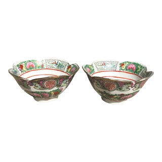 Porcelain Qing Dynasty Circa 1800s Famille Rose Pink Green Gold Lotus Shape Bowls a Pair Set of 2 For Sale