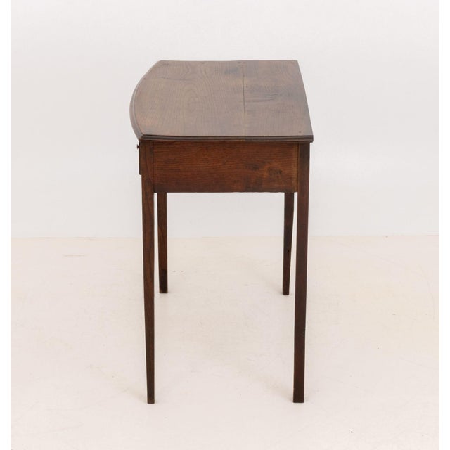French Provincial Oak Side Table For Sale In New York - Image 6 of 7