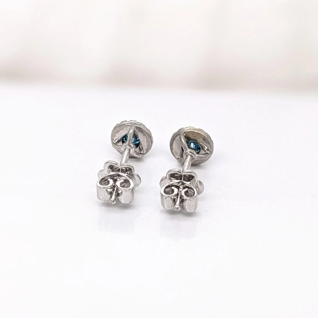 Metal Blue Diamond Earrings with Natural Diamonds in Solid 14K White Gold Round 3.5mm, a Pair For Sale - Image 7 of 7