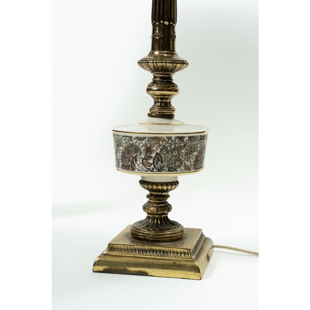 These two elegant table or sideboard lamps are characterized by a distinctive neoclassical design language, frequently...