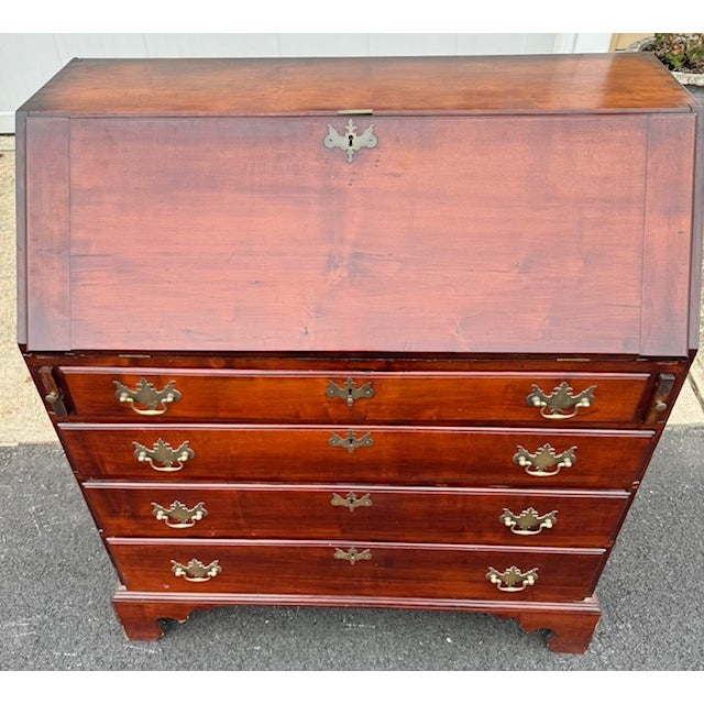 Handsome 18th century American Chippendale slant front desk. Desk is made of maple with pine secondary wood. Just in time...