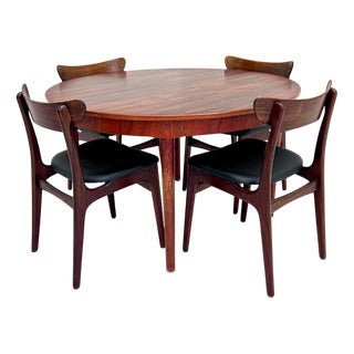 Mid-Century Chairs and Extendable Dining Table in Rosewood by Schiønning & Elgaard for Randers Møbelfabrik, Denmark, 1960s, Set of 7 For Sale