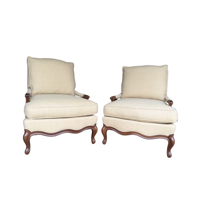 Pair of Vintage Hickory Chair Louis XV Bergère Armchairs – French Provincial Upholstered Accent Chair With Carved Wood Frame For Sale - Image 11 of 16