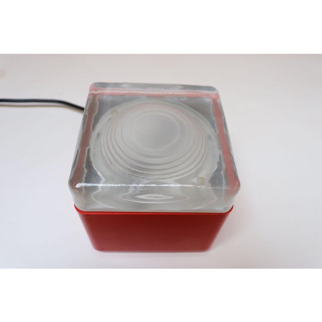 Vintage Italian Red Plastic and Glass Cube Lamp Attributed to Lamperti Robbiate For Sale - Image 4 of 12