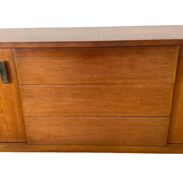Vintage Mid-Century Modern Walnut Credenza With Sculptural Metal Pulls For Sale - Image 9 of 15