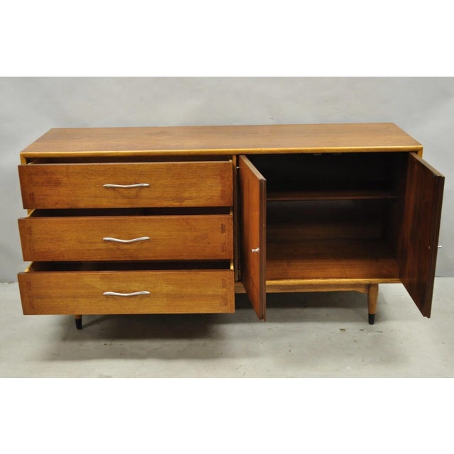 Vintage Lane Acclaim Mid Century Modern Walnut Dovetail Buffet Credenza Cabinet For Sale - Image 16 of 18