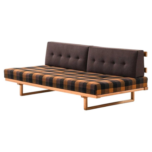Model 4311/4312 Daybed in Upholstered Oak attributed to Børge Mogensen, 1950s For Sale - Image 11 of 11