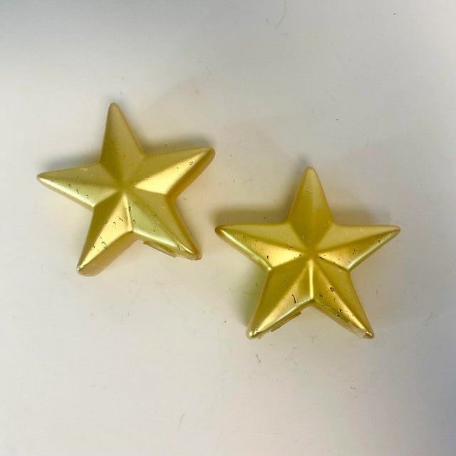 Ceramic 1980s Postmodern Hollywood Regency Boho Chic Star Salt and Pepper Shakers - A Pair For Sale - Image 7 of 7