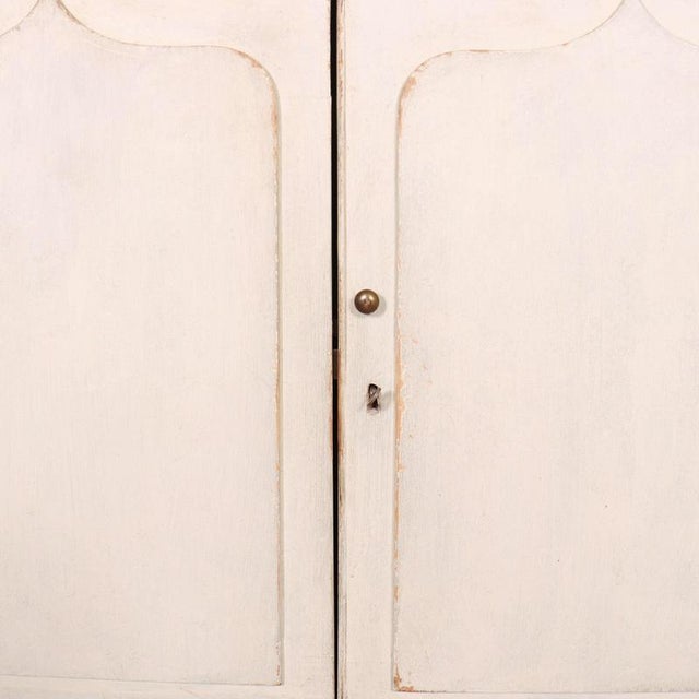 White English Breakfront Dresser Base in Pine For Sale - Image 8 of 14