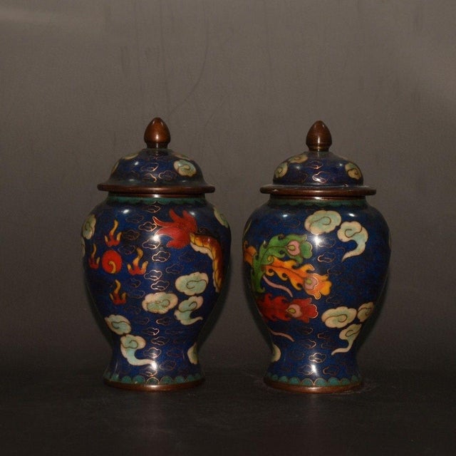 1930s Pair of Vintage Chinese Cloisonné Dragon & Phoenix Ginger Jars With Copper Finials For Sale - Image 5 of 9