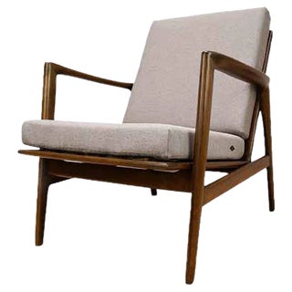 300-139 Armchair from Swarzędzka Factory, 1960s For Sale